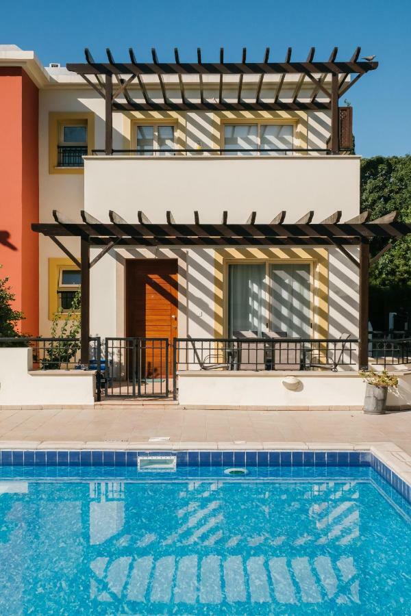 Aphrodite Gardens No.9 Luxury Apt Paphos Exterior foto
